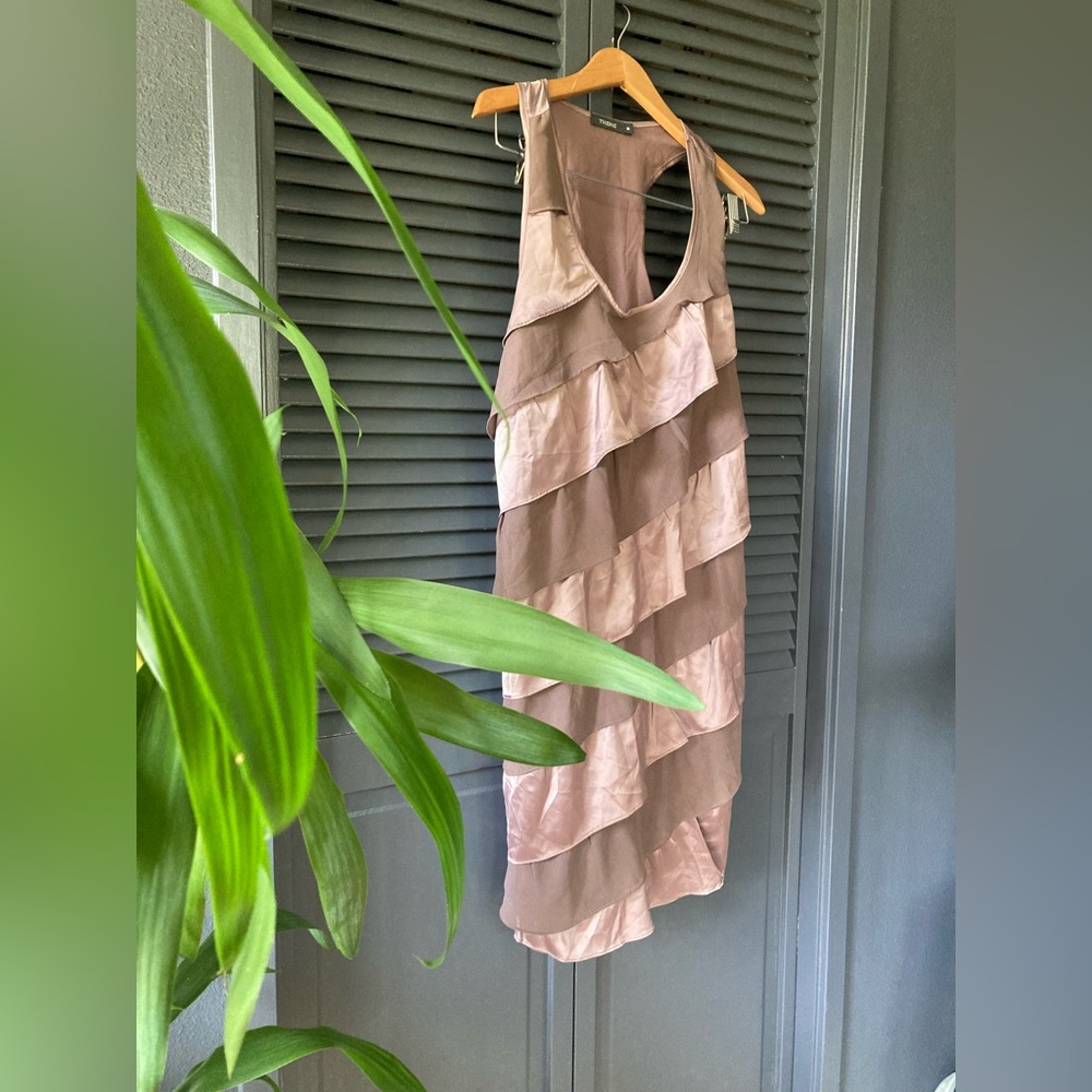 Theme Mauve dress